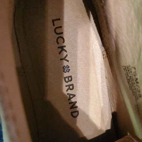 Lucky Brand, size 7.5 Ladies Tan Booties - Picture 5 of 7
